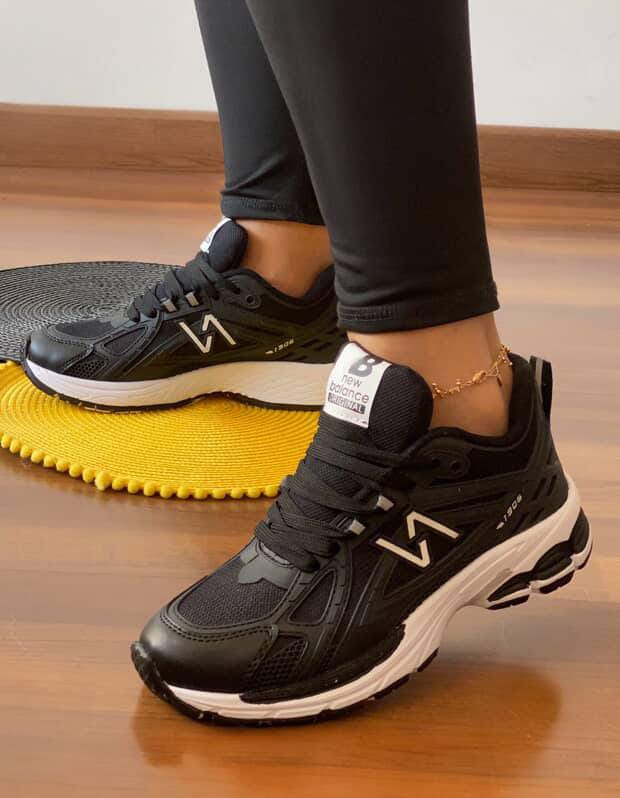 New Balance 1906 Dama Replica 1.1