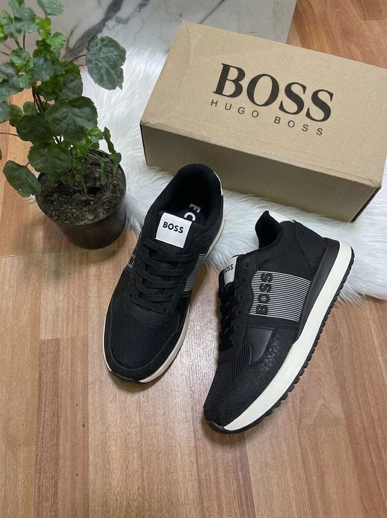 Hugo Boss Cortina Replica 1.1